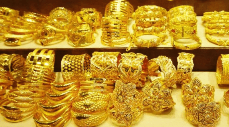 Gold Prices in Pakistan Reach Record High Amid Global Market Surge