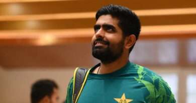 Babar Azam Warmly Welcomed by Fans in Australia