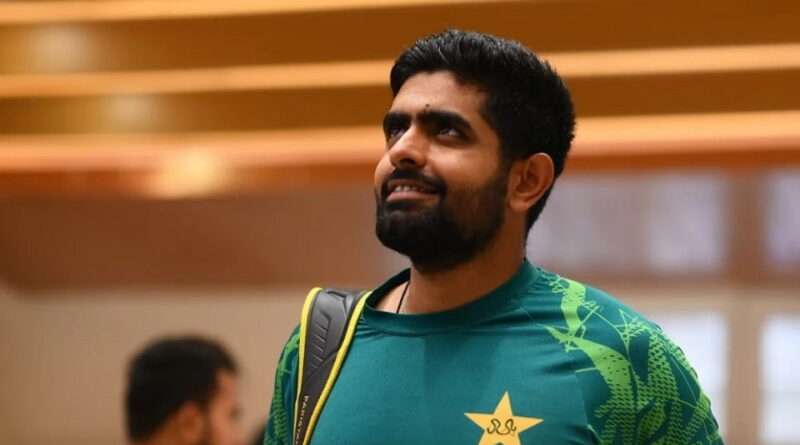 Babar Azam Warmly Welcomed by Fans in Australia