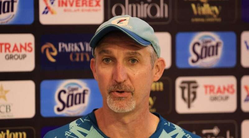 Jason Gillespie Calls on Former Players to Refrain from Unnecessary Criticism