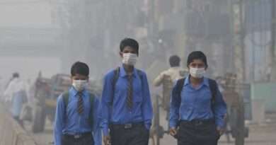 Schools and Colleges in Punjab Shut Down in Five More Divisions Due to Smog