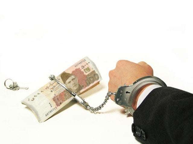 Govt Orders Inquiry into Smuggling Network