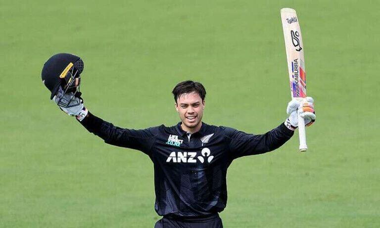 Chapman’s Heroics Lead New Zealand to Dominant Victory Over Pakistan