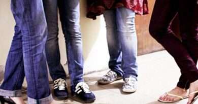 Jeans, T-Shirts, and Makeup Banned for Teachers in Punjab Schools: New Dress Code Explained