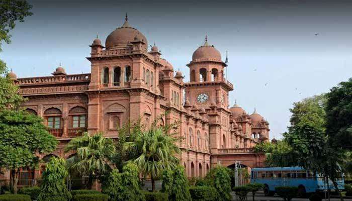 Big decision of PU Order to vacate the hostel in summer holidays
